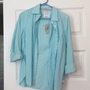 NWT American eagle Favorite shirt size 8